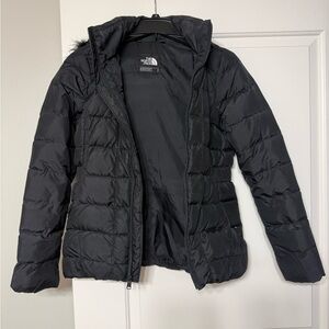The North Face Women's Classic Black Puffer Coat